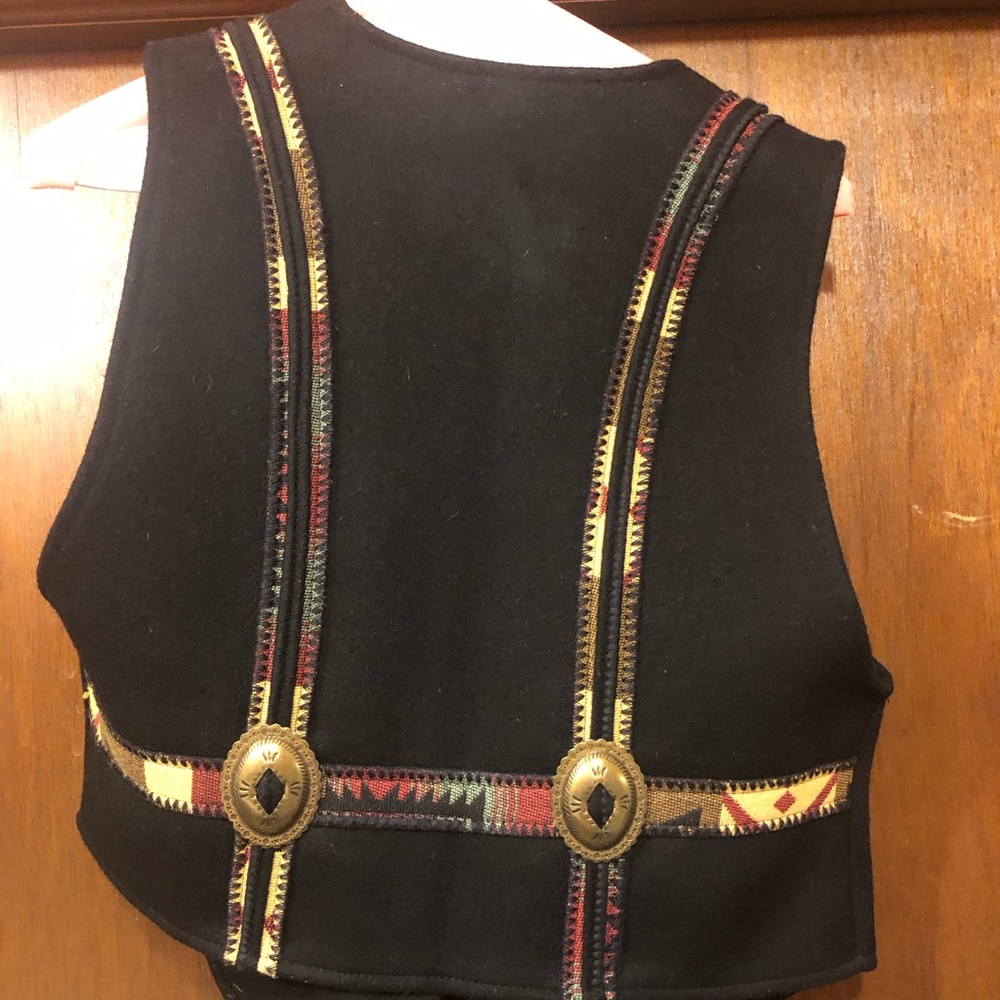 COLORATURA Vest - Picture 2 of 9